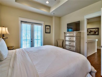 Mediterranean Style Destin Home 1 block from beach